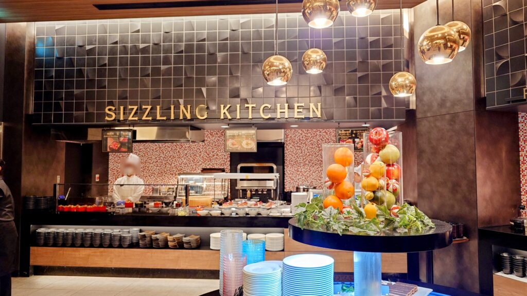 羽田空港 エアポートガーデン「オールデイダイニン グランドエール」SIZZLING KITCHEN