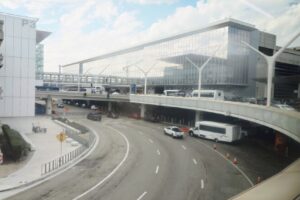 ロサンゼルス国際空港（ターミナルB）