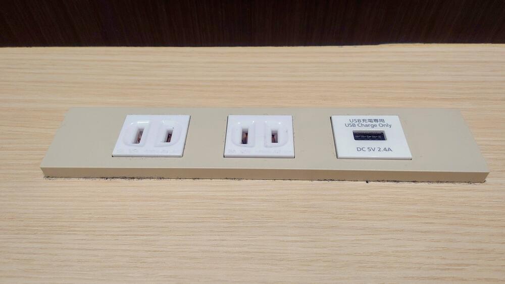 長崎空港 ビジネスラウンジ「アザレア」　電源