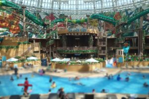 「インスパイア・エンターテインメント・リゾート」スプラッシュベイ プール全体