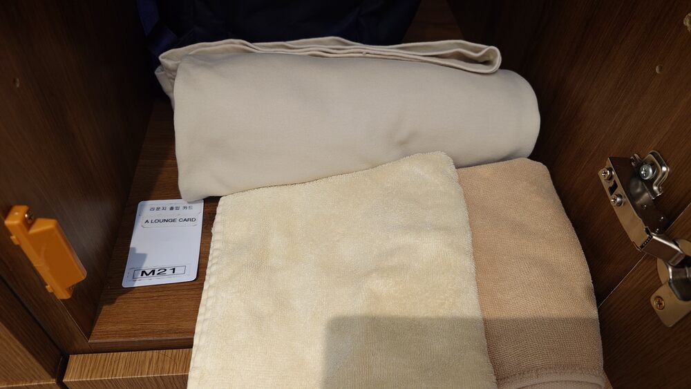 仁川空港　SPA at Home T1 バスタオルと寝間着（館内着）
